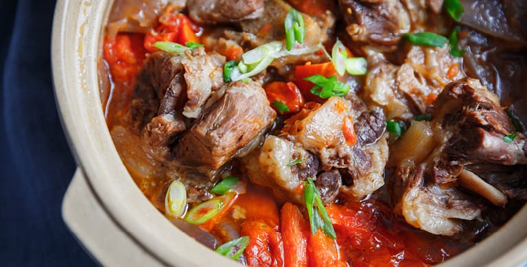 Oxtail stew with red wine - Intercare Health Hub